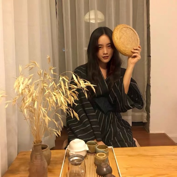 Full length Japanese Traditional Yukata - Picture 2 of 2